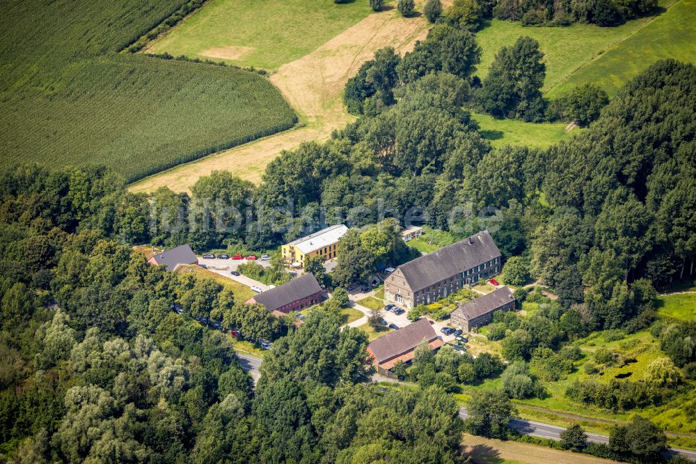 Luftaufnahme Bergkamen - Gelände der gemeinnützigen Hilfsorganisation Biologische Station Kreis Unna in Bergkamen im Bundesland Nordrhein-Westfalen, Deutschland