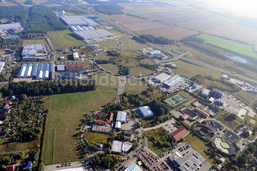 Ludwigsfelde von oben - Gelände des Gewerbegebietes PreußenPark in Ludwigsfelde im Bundesland Brandenburg