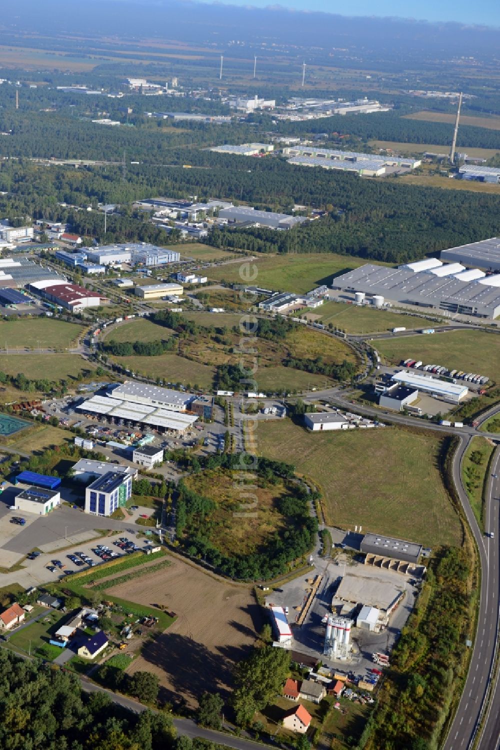 Luftbild Ludwigsfelde - Gelände des Gewerbegebietes PreußenPark in Ludwigsfelde im Bundesland Brandenburg