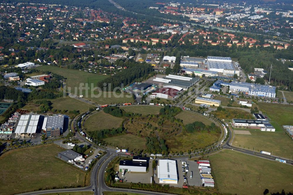 Ludwigsfelde aus der Vogelperspektive: Gelände des Gewerbegebietes PreußenPark in Ludwigsfelde im Bundesland Brandenburg