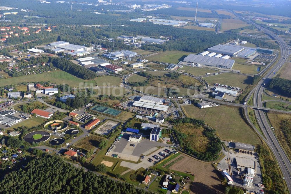 Luftaufnahme Ludwigsfelde - Gelände des Gewerbegebietes PreußenPark in Ludwigsfelde im Bundesland Brandenburg