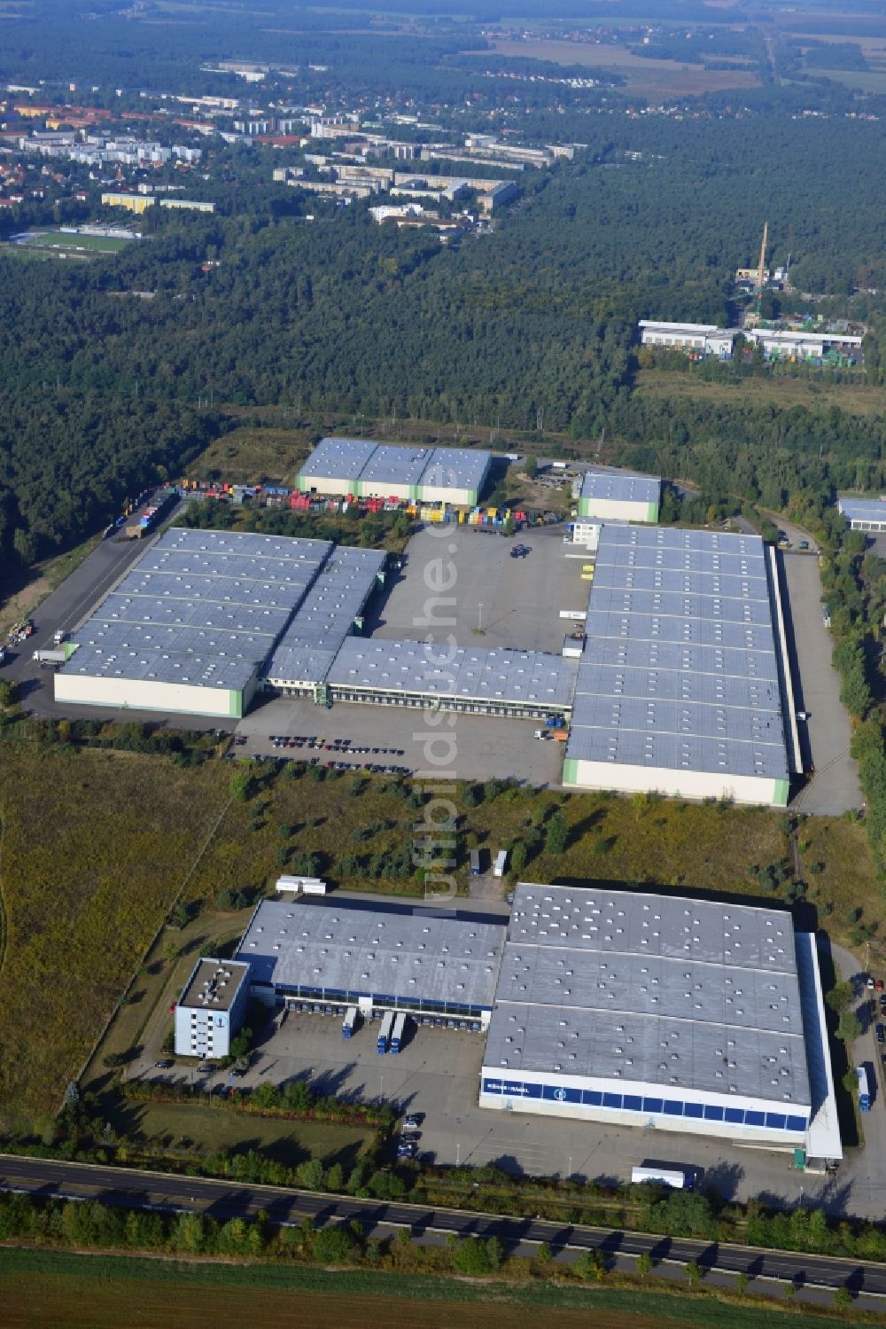 Luftbild Ludwigsfelde - Gelände des Gewerbeparks Brandenburg Park in Ludwigsfelde im Bundesland Brandenburg