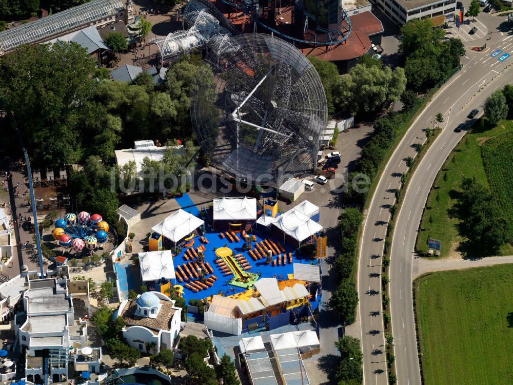 Luftaufnahme Rust - Gelände des größten Freizeit- und Vergnügungsparks Deutschlands, dem Europapark in Rust