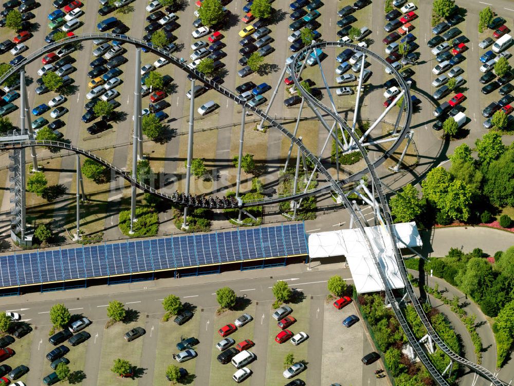 Rust von oben - Gelände des größten Freizeit- und Vergnügungsparks Deutschlands, dem Europapark in Rust