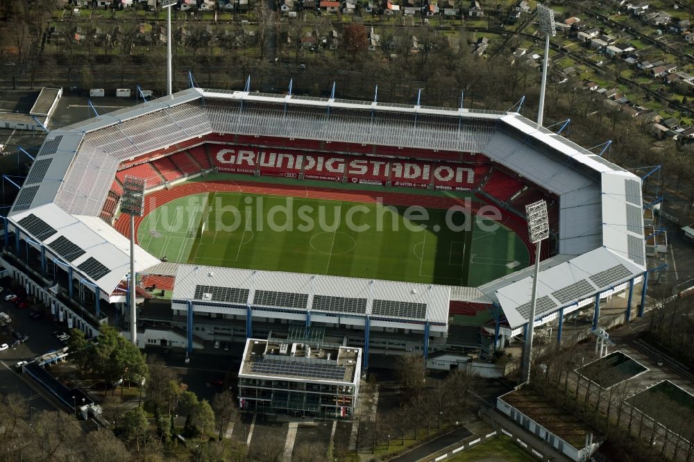 Nürnberg aus der Vogelperspektive: Gelände am Grundig Stadion in Nürnberg im Bundesland Bayern