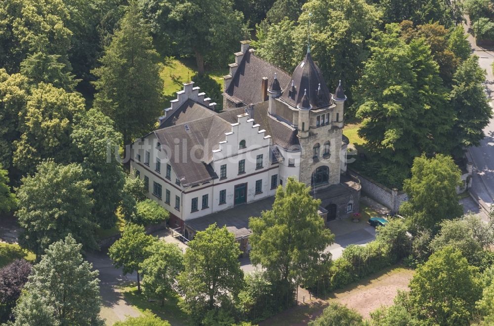 Warstein Allagen von oben - Gelände des Haus Dassel im Stadtteil Allagen in Warstein in Nordrhein-Westfalen