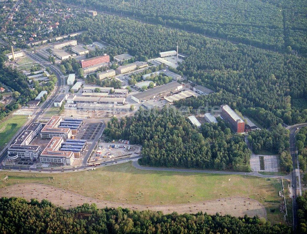 Luftaufnahme Berlin - Köpenick - Gelände des Innovationsparkes Wuhlheide in Berlin - Köpenick.