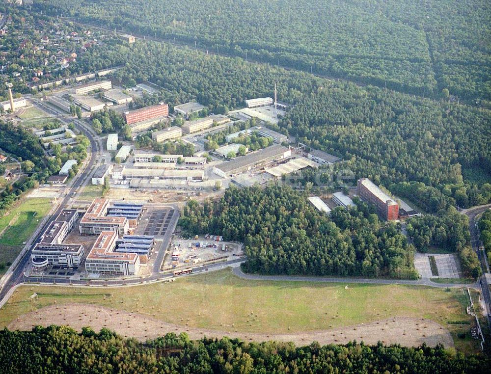 Berlin - Köpenick von oben - Gelände des Innovationsparkes Wuhlheide in Berlin - Köpenick.