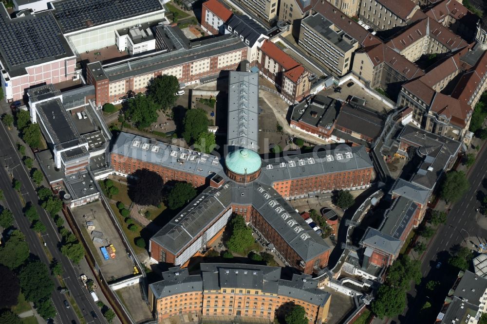 Berlin von oben - Gelände der Justizvollzugsanstalt JVA in Berlin