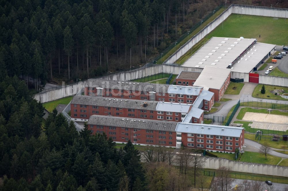 Luftbild Büren - Gelände der Justizvollzugsanstalt JVA in Büren im Bundesland Nordrhein-Westfalen