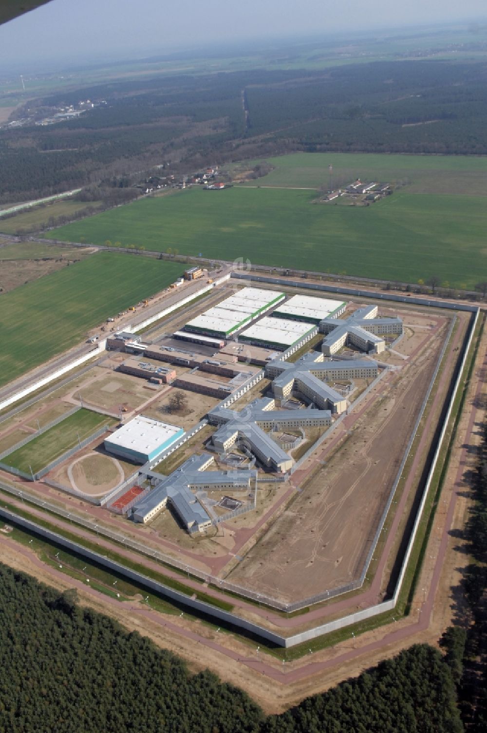 Burg von oben - Gelände der Justizvollzugsanstalt JVA in Burg im Bundesland Sachsen-Anhalt