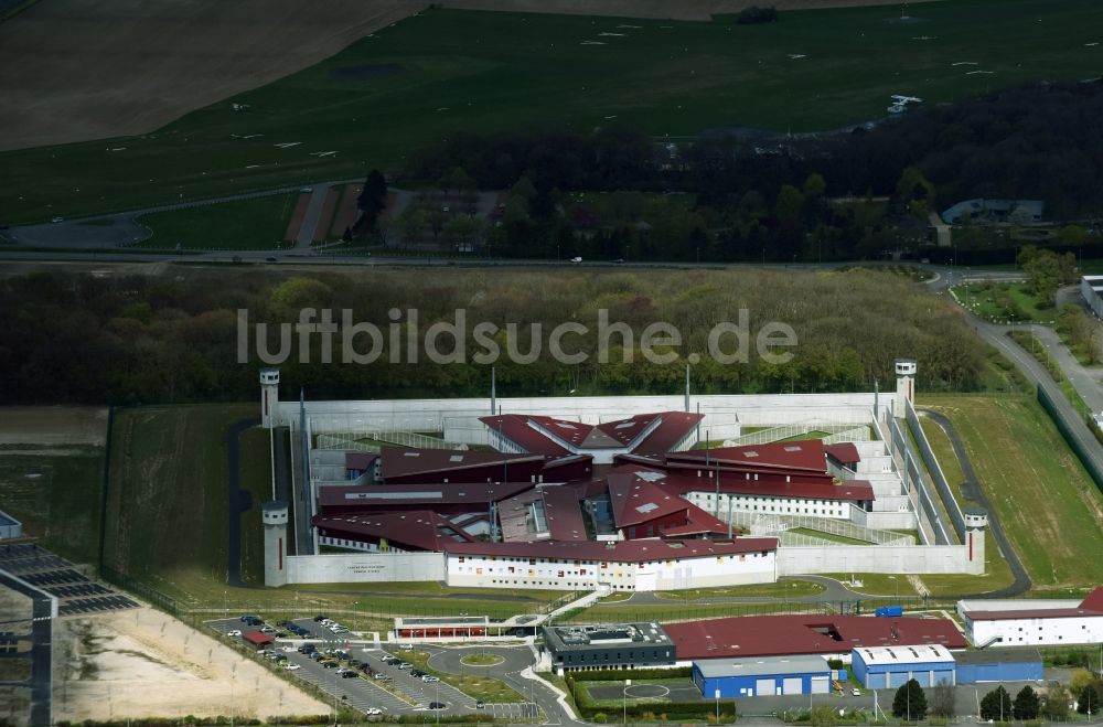 Luftbild Lens Vendin-le-Vieil - Gelände der Justizvollzugsanstalt JVA in Lens Vendin-le-Vieil in Nord-Pas-de-Calais Picardie, Frankreich