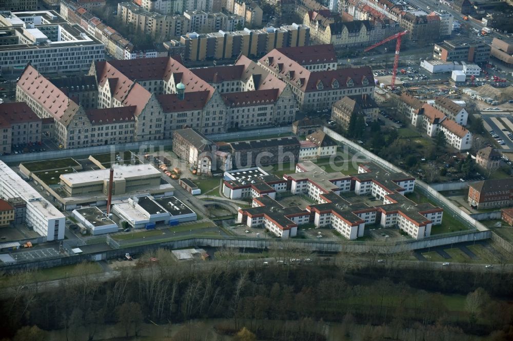 Nürnberg von oben - Gelände der Justizvollzugsanstalt JVA in Nürnberg im Bundesland Bayern