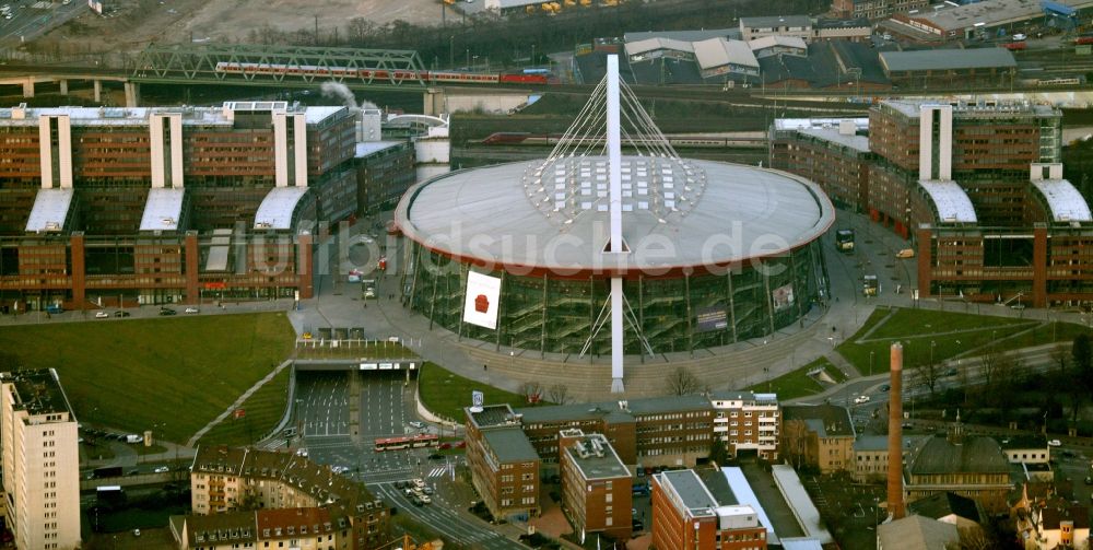 Köln von oben - Gelände der Kölnarena / Lanxess Arena am Willy-Brandt-Platz in 50679 Köln - Deutz im Bundesland Nordrhein-Westfalen