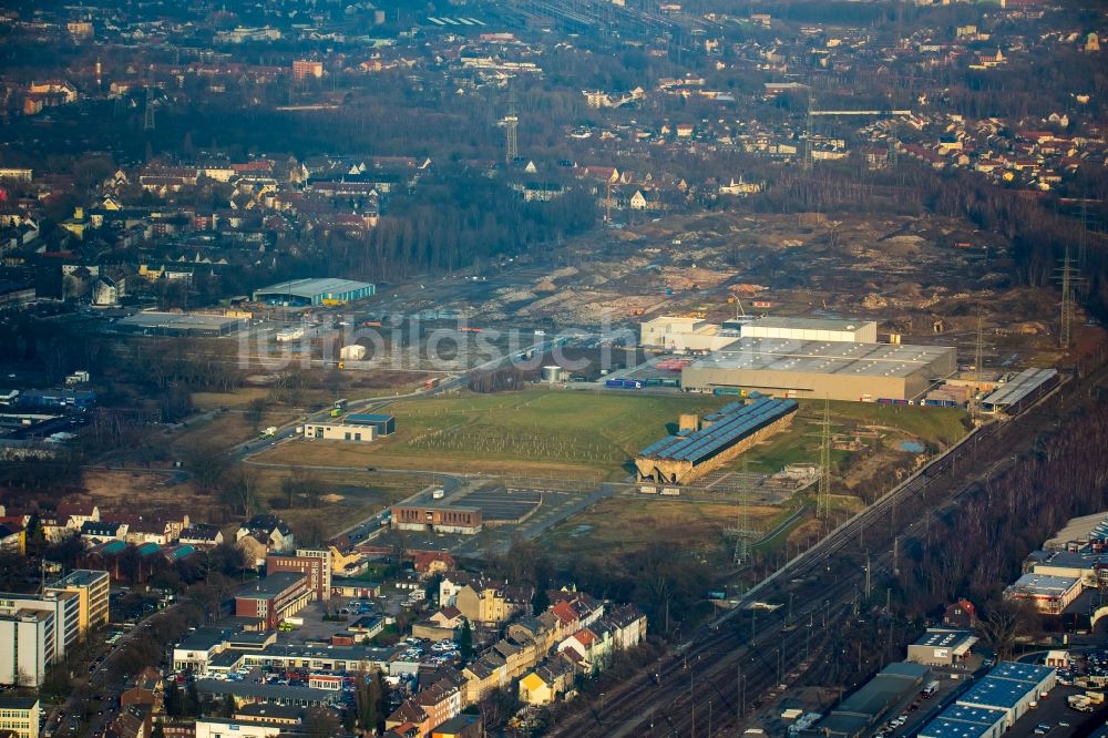 Luftaufnahme Gelsenkirchen - Gelände des künftigen Industriepark Schalker Verein Ost östlich des Logistikzentrums von Wheels Logisitics in Gelsenkirchen im Bundesland Nordrhein-Westfalen