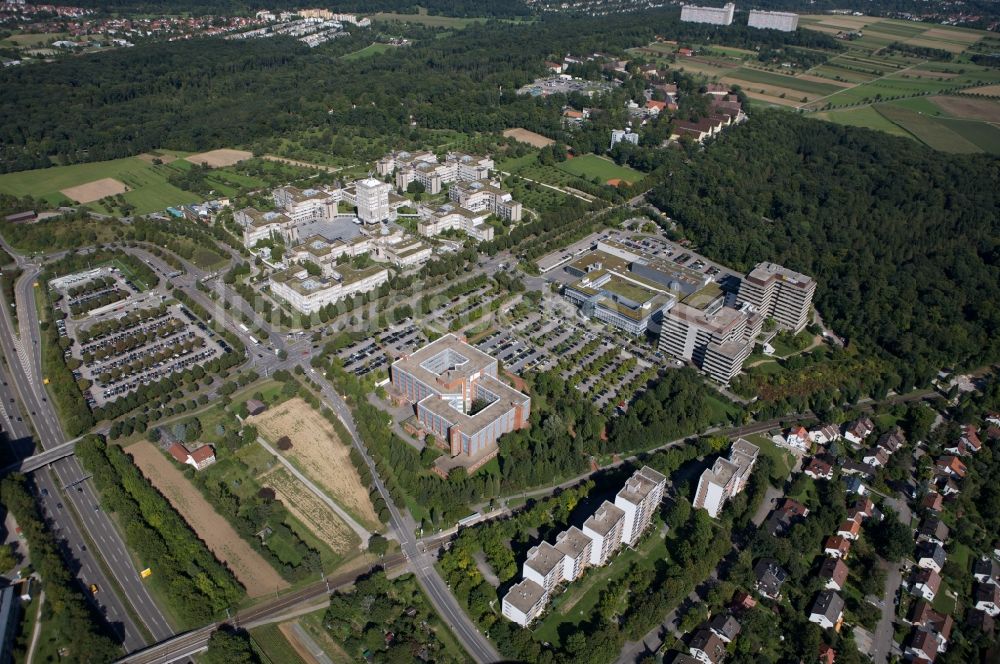 Luftaufnahme Stuttgart Möhringen - Gelände der Konzernzentrale der Daimler-Benz AG im Stadtteil Möhringen in Stuttgart im Bundesland Baden-Württemberg