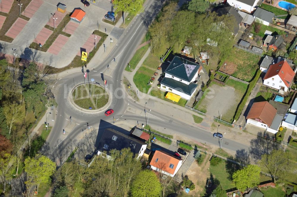 Luftbild Falkensee - Gelände des Kreisverkehr - Ringes am Havelländer Weg / Nauener Straße in Falkensee im Bundesland Brandenburg