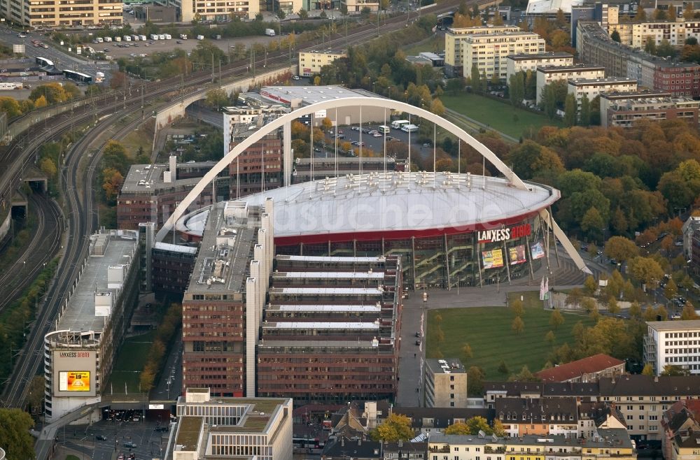 Köln von oben - Gelände der Lanxess Arena am Willy-Brandt-Platz in 50679 Köln - Deutz im Bundesland Nordrhein-Westfalen