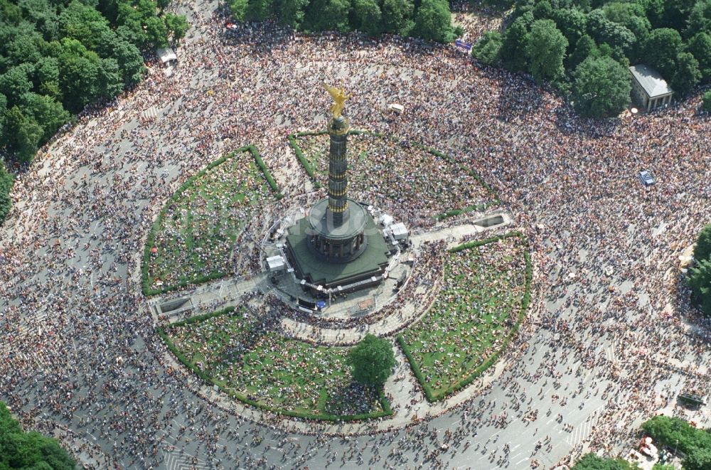 Berlin aus der Vogelperspektive: Gelände des Loveparade Musik- Festival im Ortsteil Tiergarten in Berlin, Deutschland