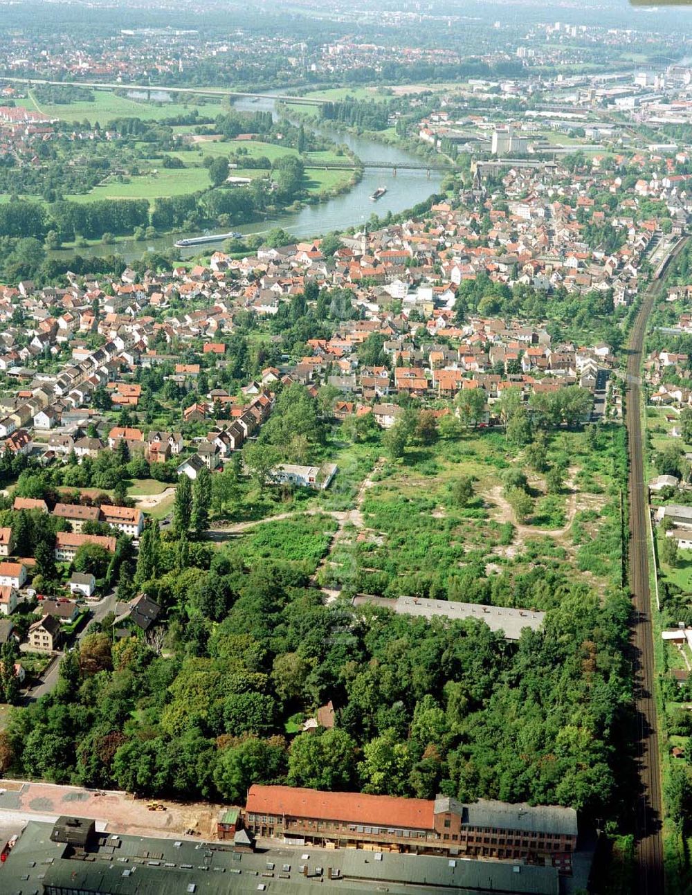 Hanau / Hessen aus der Vogelperspektive: Gelände der MÜBAU AG an der August-Peukert-Straße / Nähe des Bhf. Hanau-Großraum in Hanau.