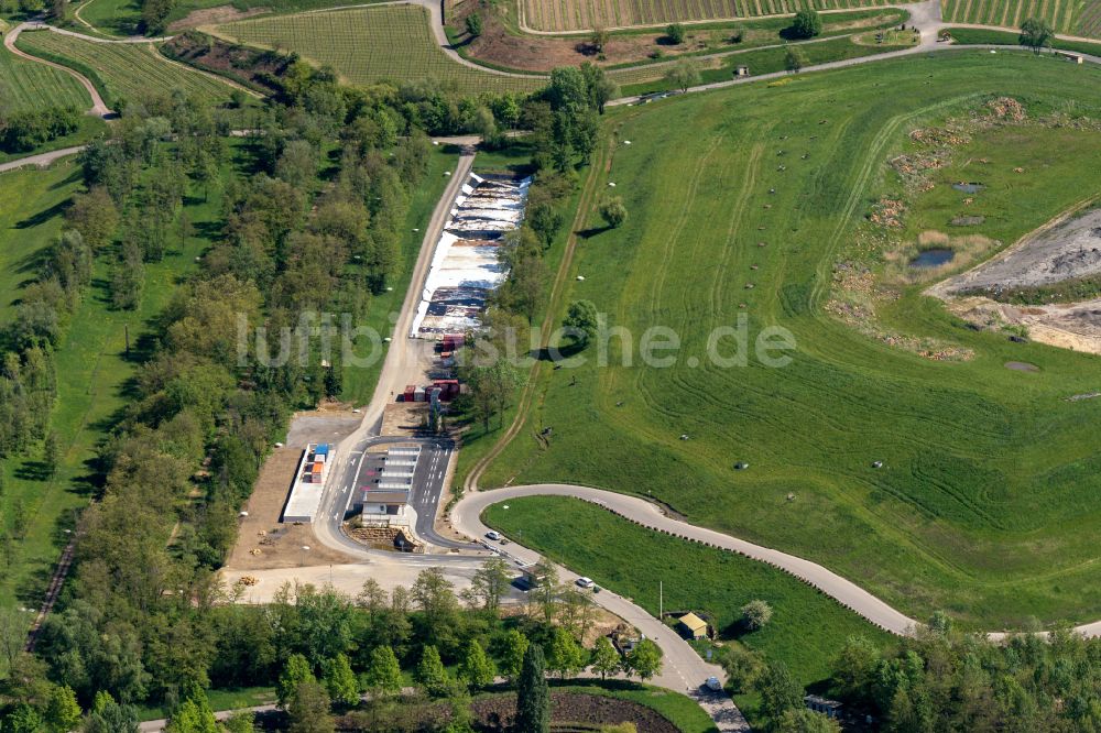 Ringsheim von oben - Gelände Müll- und Recycling- Sortieranlage ZAK Kahlenberg in Ringsheim im Bundesland Baden-Württemberg, Deutschland