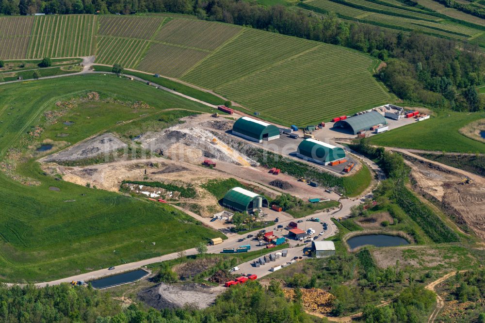 Ringsheim aus der Vogelperspektive: Gelände Müll- und Recycling- Sortieranlage ZAK Kahlenberg in Ringsheim im Bundesland Baden-Württemberg, Deutschland