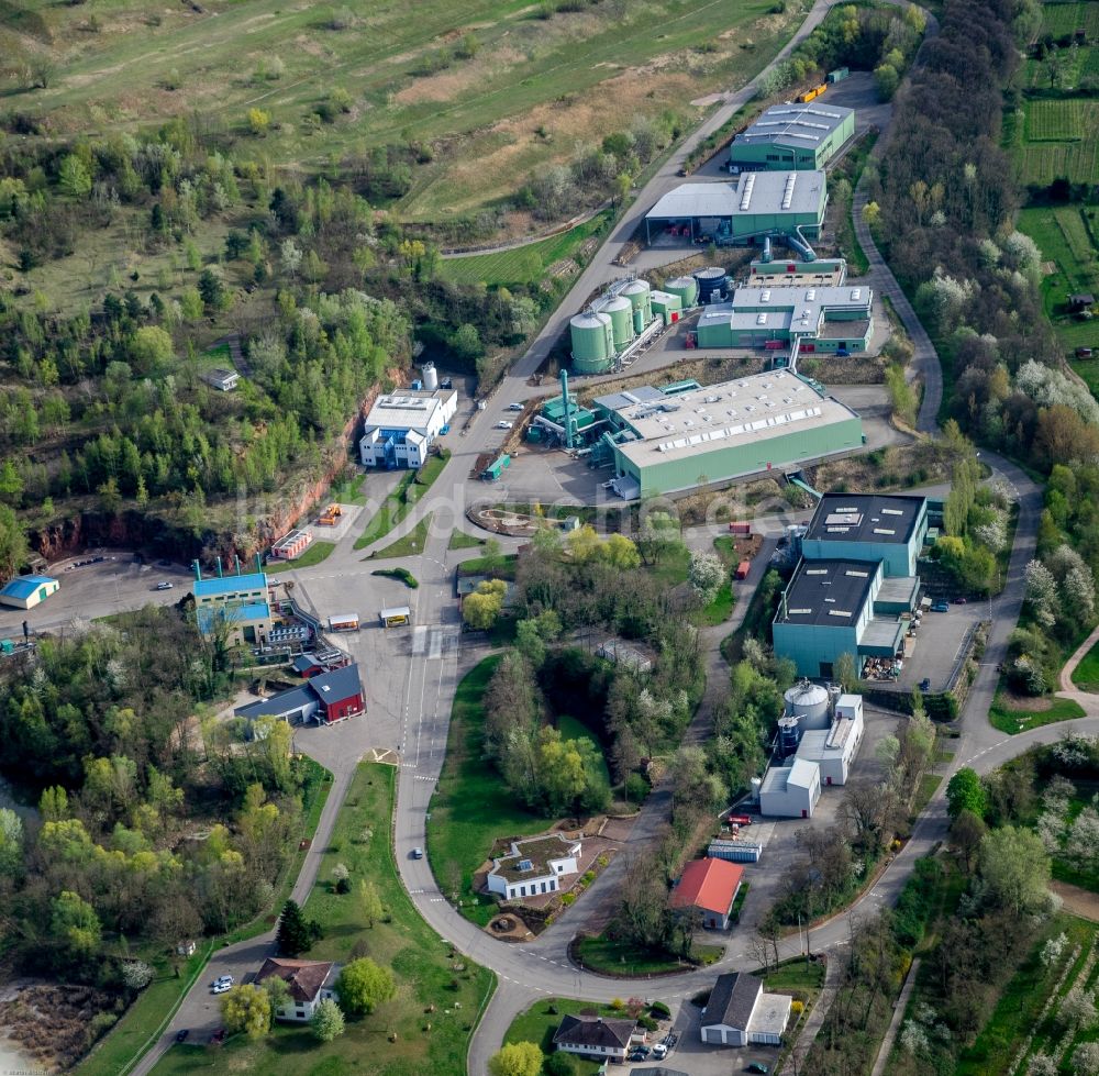 Luftaufnahme Ringsheim - Gelände Müll- und Recycling- Sortieranlage ZAK Zweckverband Abfallbehandlung Kahlenberg an der Bergwerkstraße in Ringsheim im Bundesland Baden-Württemberg