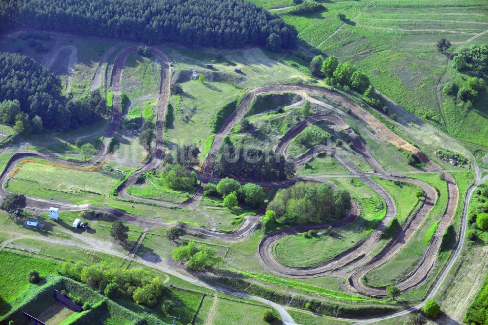 Luftaufnahme Wriezen - Gelände der Motorsport- Rennbahn des MC Wriezen e.V. am Stadtrand von Wriezen im Bundesland Brandenburg