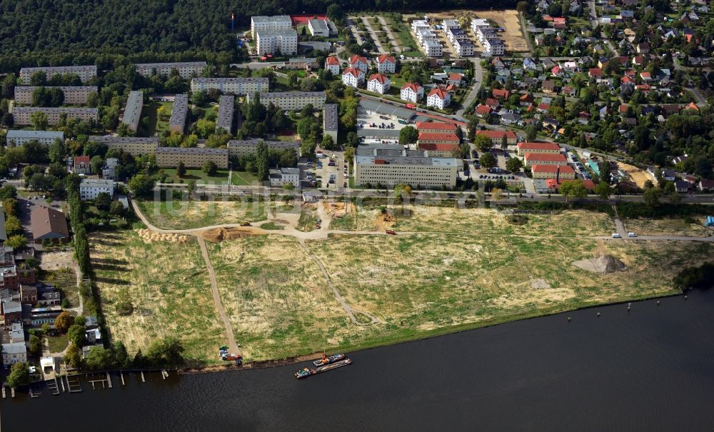 Luftbild Berlin - Gelände des Neubauprojektes NeueWasserliebe - 52 Grad Nord Wohnen am Wasser in Berlin-Grünau im Ortsteil Grünau in Berlin