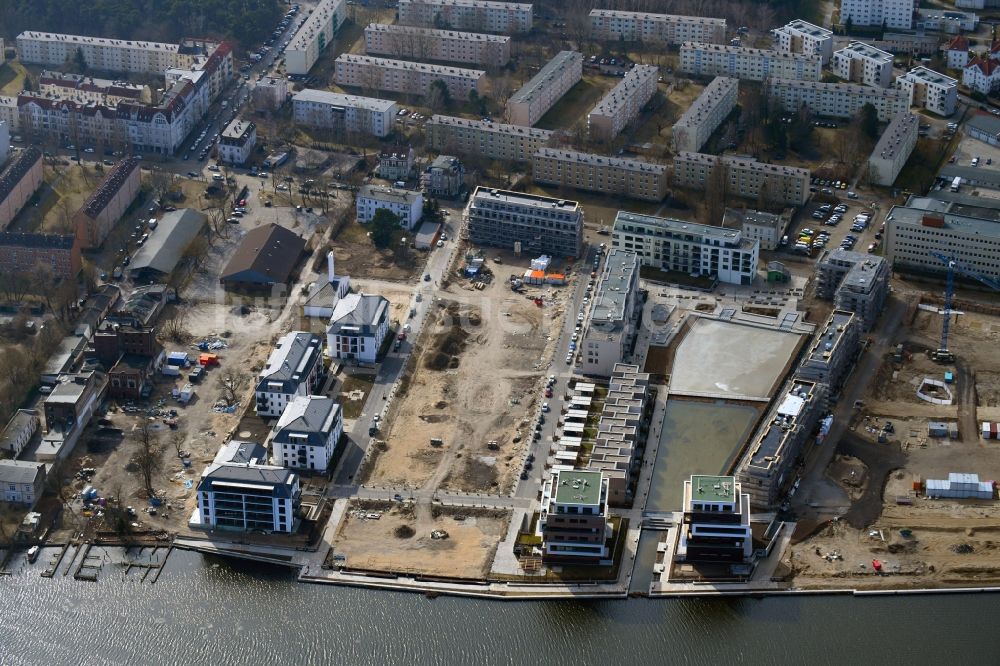 Luftbild Berlin - Gelände des Neubauprojektes NeueWasserliebe - 52 Grad Nord Wohnen am Wasser in Berlin-Grünau im Ortsteil Grünau in Berlin