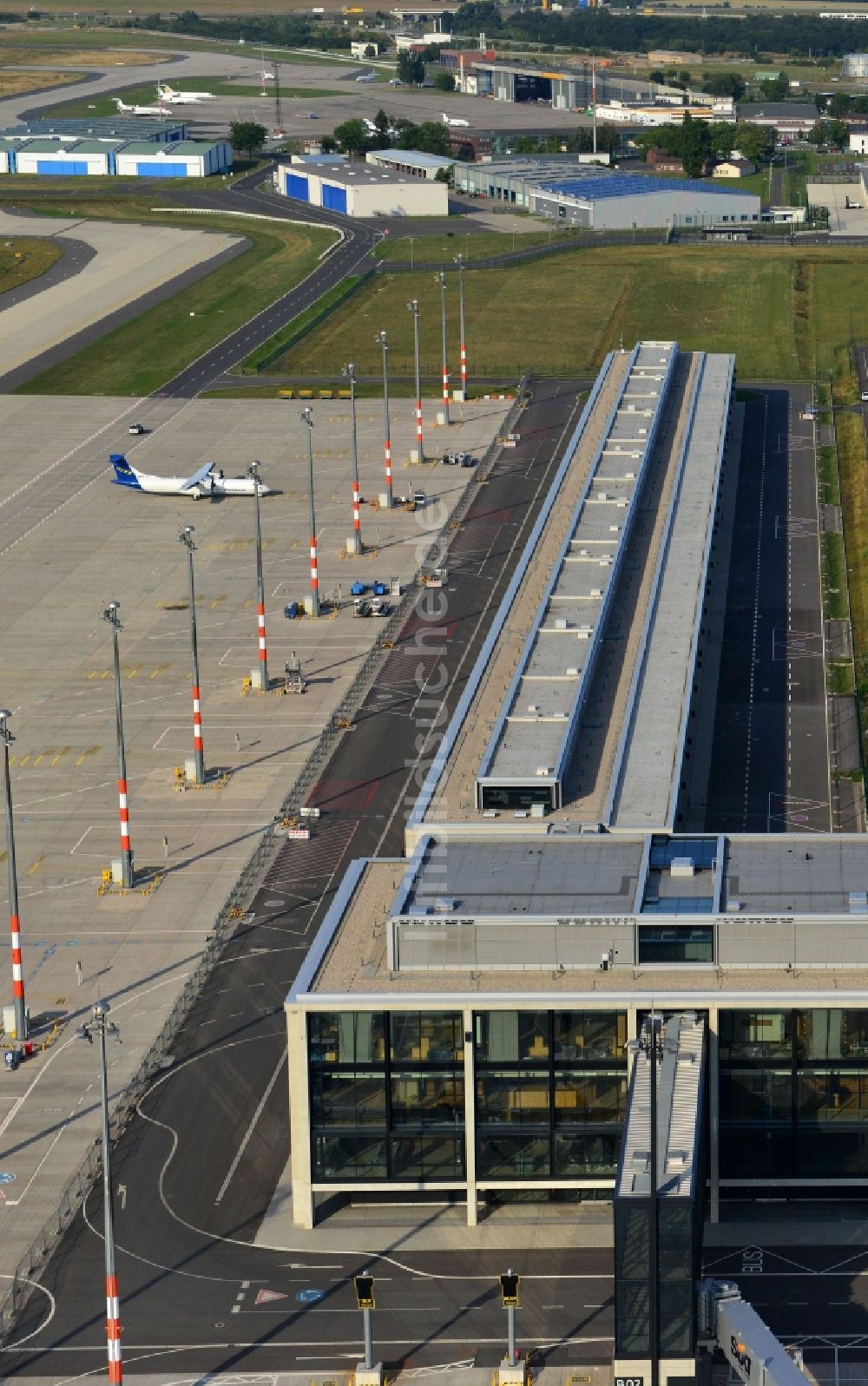 Schönefeld aus der Vogelperspektive: Gelände des neuen Flughafens BER / BBI BERLIN BRANDENBURG AIRPORT Willi Brandt in Schönefeld im Bundesland Brandenburg