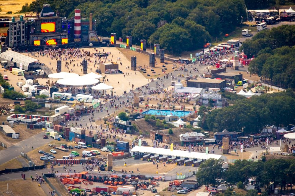 Luftaufnahme Weeze - Gelände des PAROOKAVILLE - Electronic Music Festival in Weeze im Bundesland Nordrhein-Westfalen, Deutschland