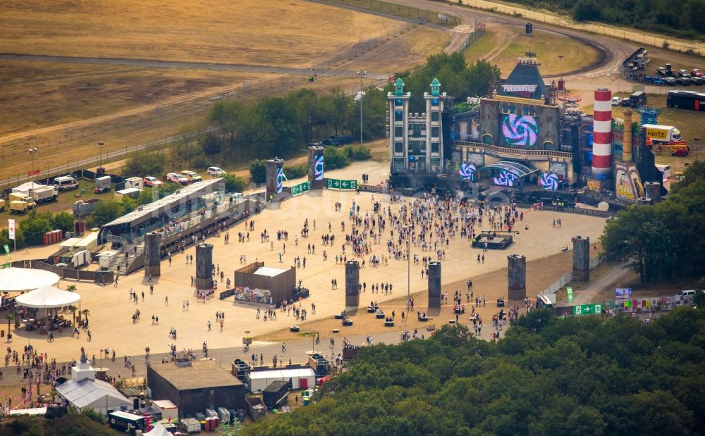 Luftaufnahme Weeze - Gelände des PAROOKAVILLE - Electronic Music Festival in Weeze im Bundesland Nordrhein-Westfalen, Deutschland