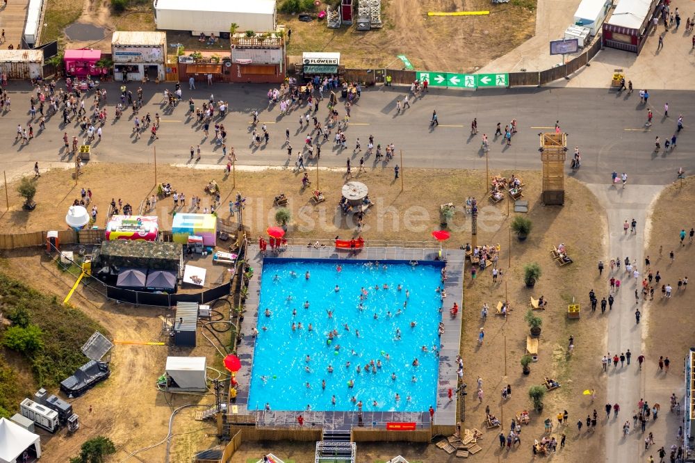 Luftbild Weeze - Gelände des PAROOKAVILLE - Electronic Music Festival in Weeze im Bundesland Nordrhein-Westfalen, Deutschland