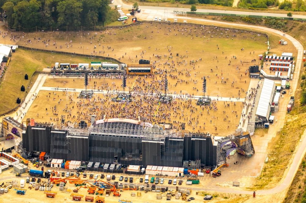 Luftbild Weeze - Gelände des PAROOKAVILLE - Electronic Music Festival in Weeze im Bundesland Nordrhein-Westfalen, Deutschland