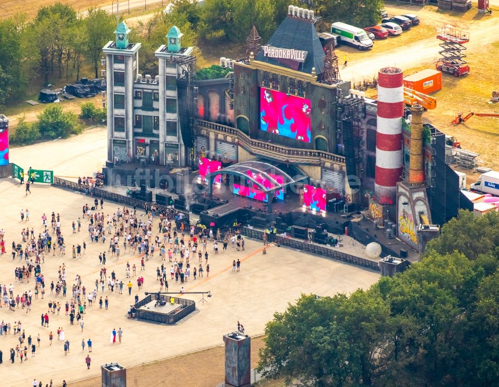 Luftaufnahme Weeze - Gelände des PAROOKAVILLE - Electronic Music Festival in Weeze im Bundesland Nordrhein-Westfalen, Deutschland