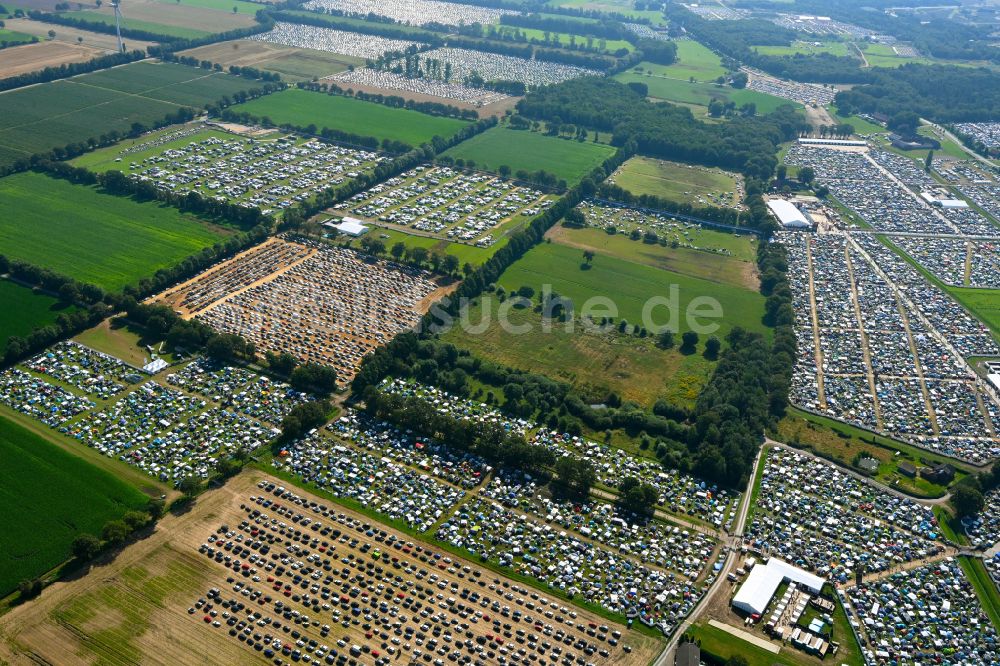 Luftaufnahme Weeze - Gelände des PAROOKAVILLE - Electronic Music Festival in Weeze im Bundesland Nordrhein-Westfalen, Deutschland