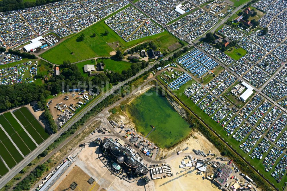 Weeze von oben - Gelände des PAROOKAVILLE - Electronic Music Festival in Weeze im Bundesland Nordrhein-Westfalen, Deutschland