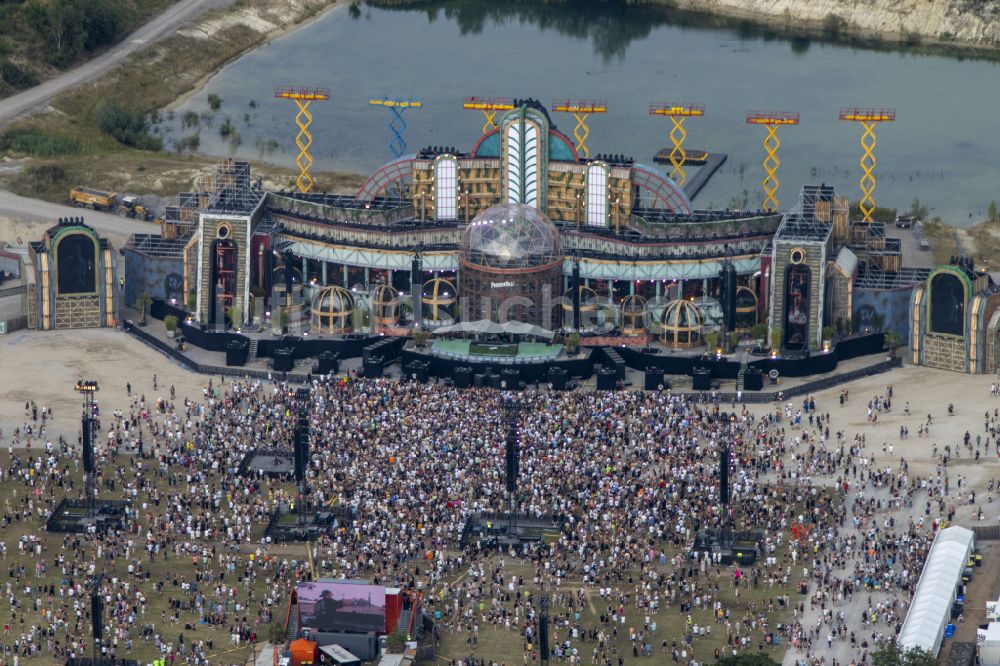 Luftaufnahme Weeze - Gelände des PAROOKAVILLE - Electronic Music Festival in Weeze im Bundesland Nordrhein-Westfalen, Deutschland