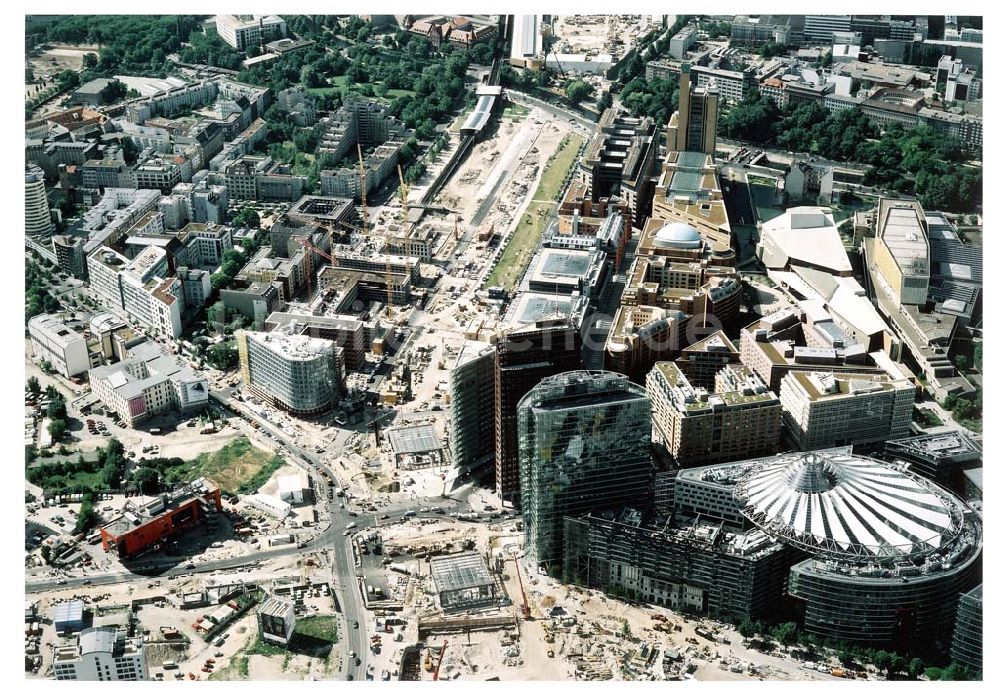 Luftbild Berlin - Tiergarten - Gelände des Potsdamer Platzes in Berlin-Tiergarten - ein Objekt der HVB - Projekt GmbH.