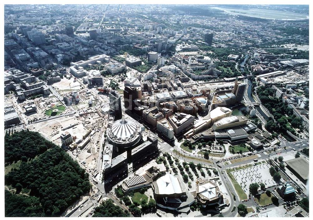 Luftbild Berlin - Tiergarten - Gelände des Potsdamer Platzes in Berlin-Tiergarten - ein Objekt der HVB - Projekt GmbH.