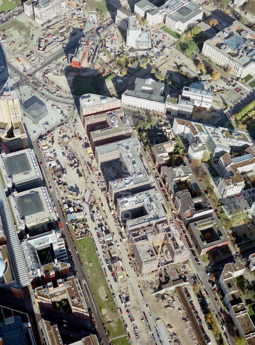 Berlin - Tiergarten aus der Vogelperspektive: Gelände des Potsdamer Platzes in Berlin-Tiergarten - ein Objekt der HVB - Projekt GmbH.