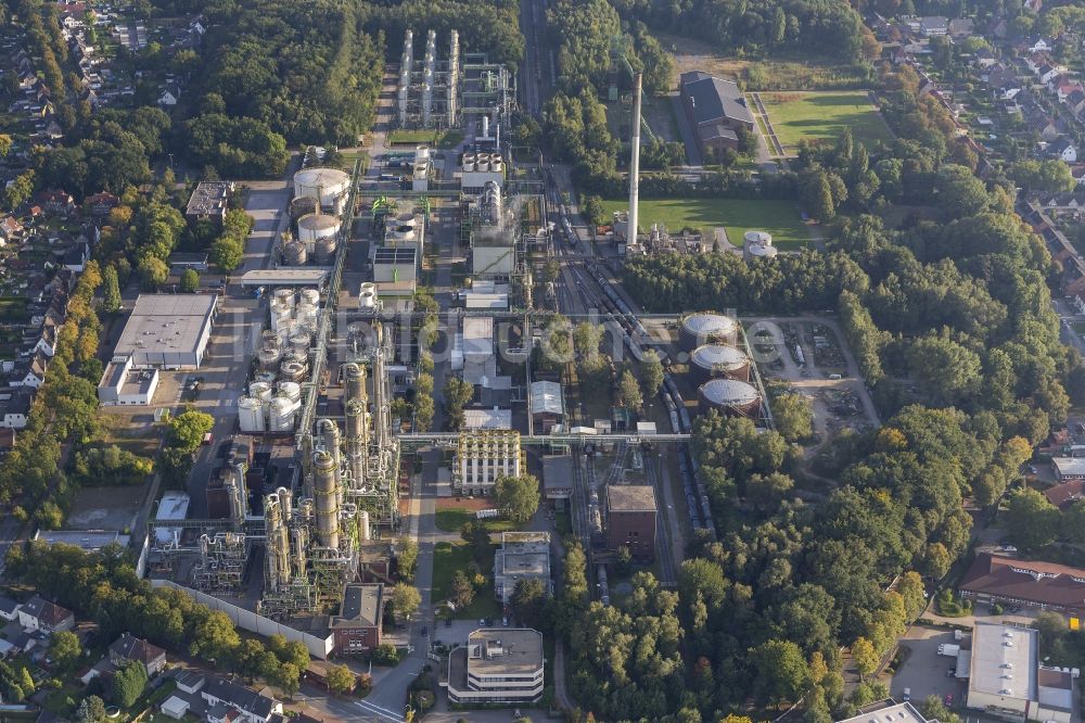 Luftaufnahme Gladbeck - Gelände der Raffinerie Ineos Phenol Gladbeck-Zweckel bei Gladbeck im Ruhrgebiet in Nordrhein-Westfalen