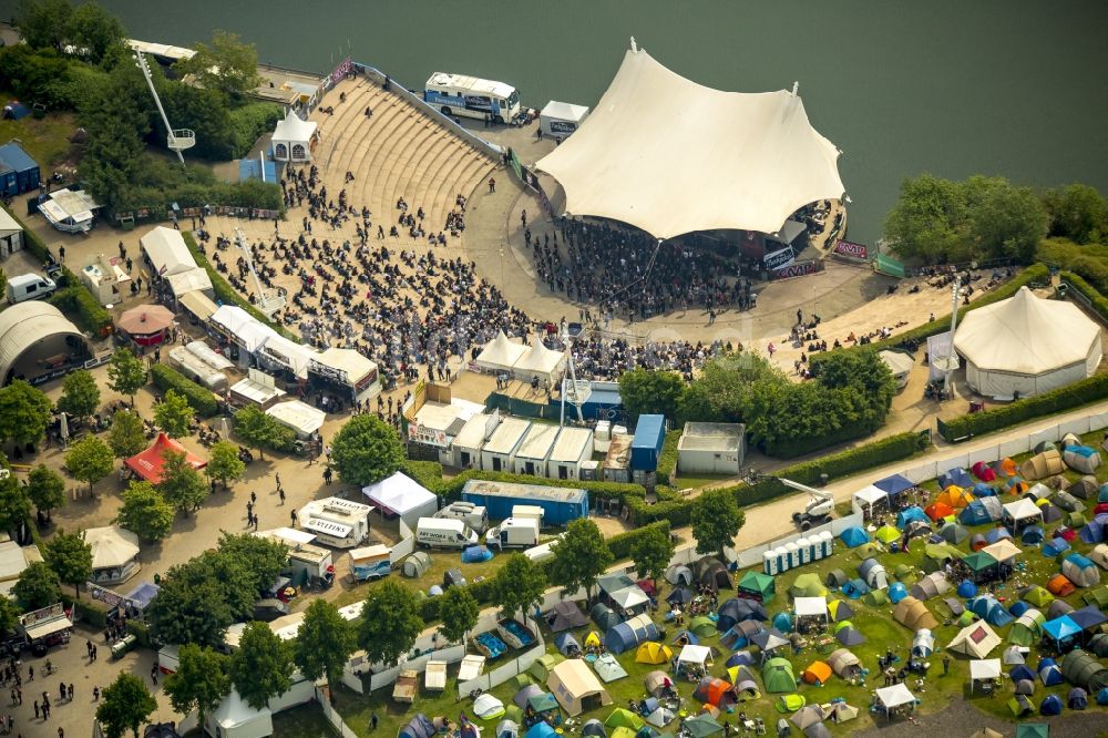 Luftbild Gelsenkirchen - Gelände des Rock Hard Festival 2015 Musik- Festival in Gelsenkirchen im Bundesland Nordrhein-Westfalen