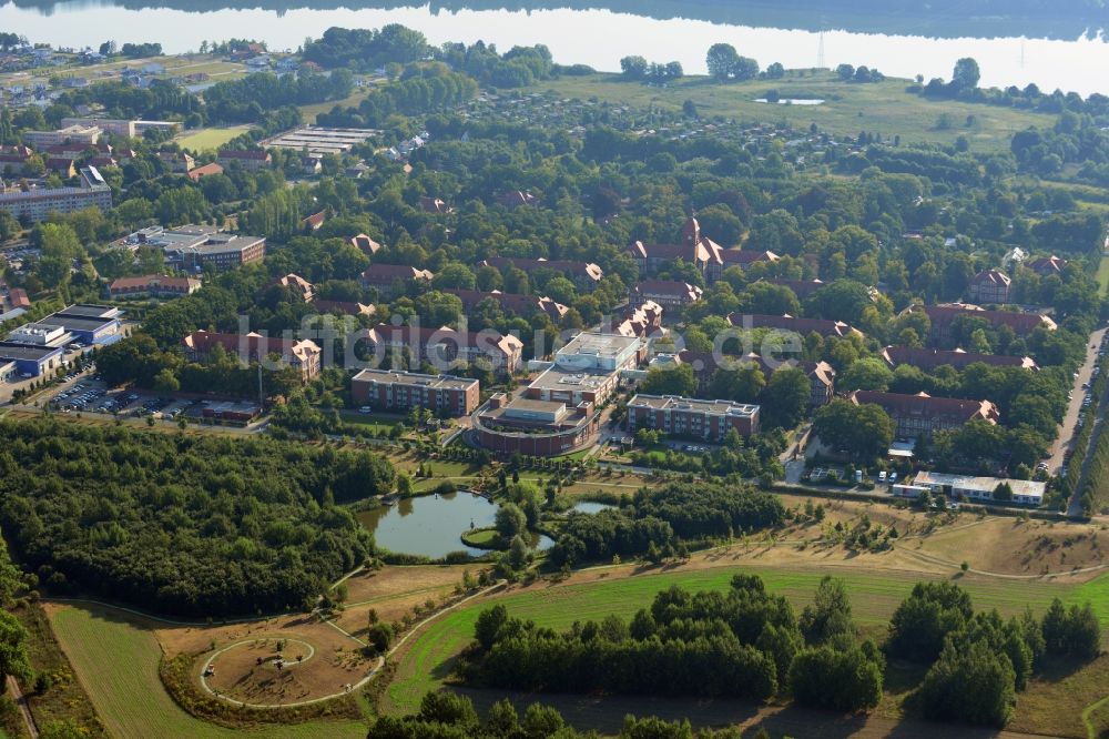 Luftaufnahme Neuruppin - Gelände der Ruppiner Kliniken in Neuruppin im Bundesland Brandenburg