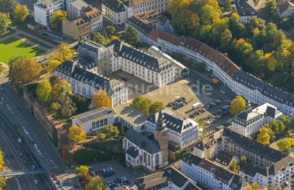 Luftbild Saarbrücken - Gelände des Schlosspark und Schloß Saarbrücken im Saarland