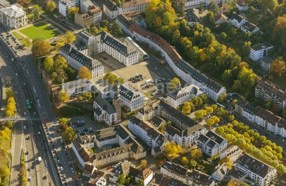 Saarbrücken von oben - Gelände des Schlosspark und Schloß Saarbrücken im Saarland