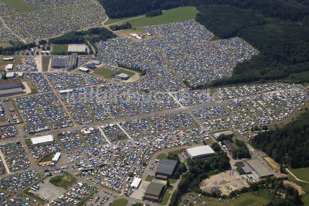 Neuhausen ob Eck aus der Vogelperspektive: Gelände des Southside Musik- Festival in Neuhausen ob Eck im Bundesland Baden-Württemberg, Deutschland