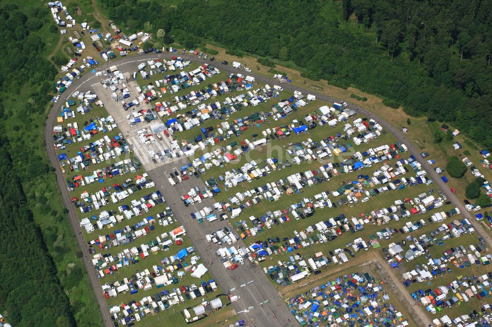 Luftaufnahme Neuhausen ob Eck - Gelände des Southside Musik- Festival in Neuhausen ob Eck im Bundesland Baden-Württemberg, Deutschland