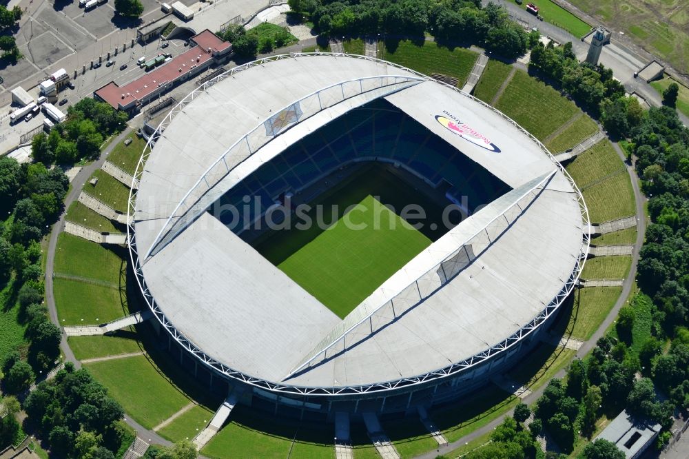 Luftaufnahme Leipzig - Gelände des Stadion Red Bull Arena, vormals Zentralstadion, in Leipzig in Sachsen